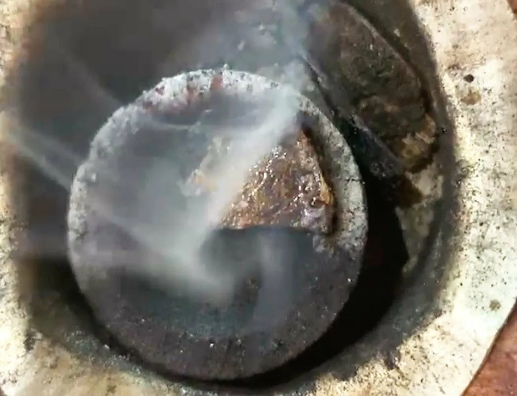 100 years old wild, triple King, sinking Brunei Sultani select agarwood.