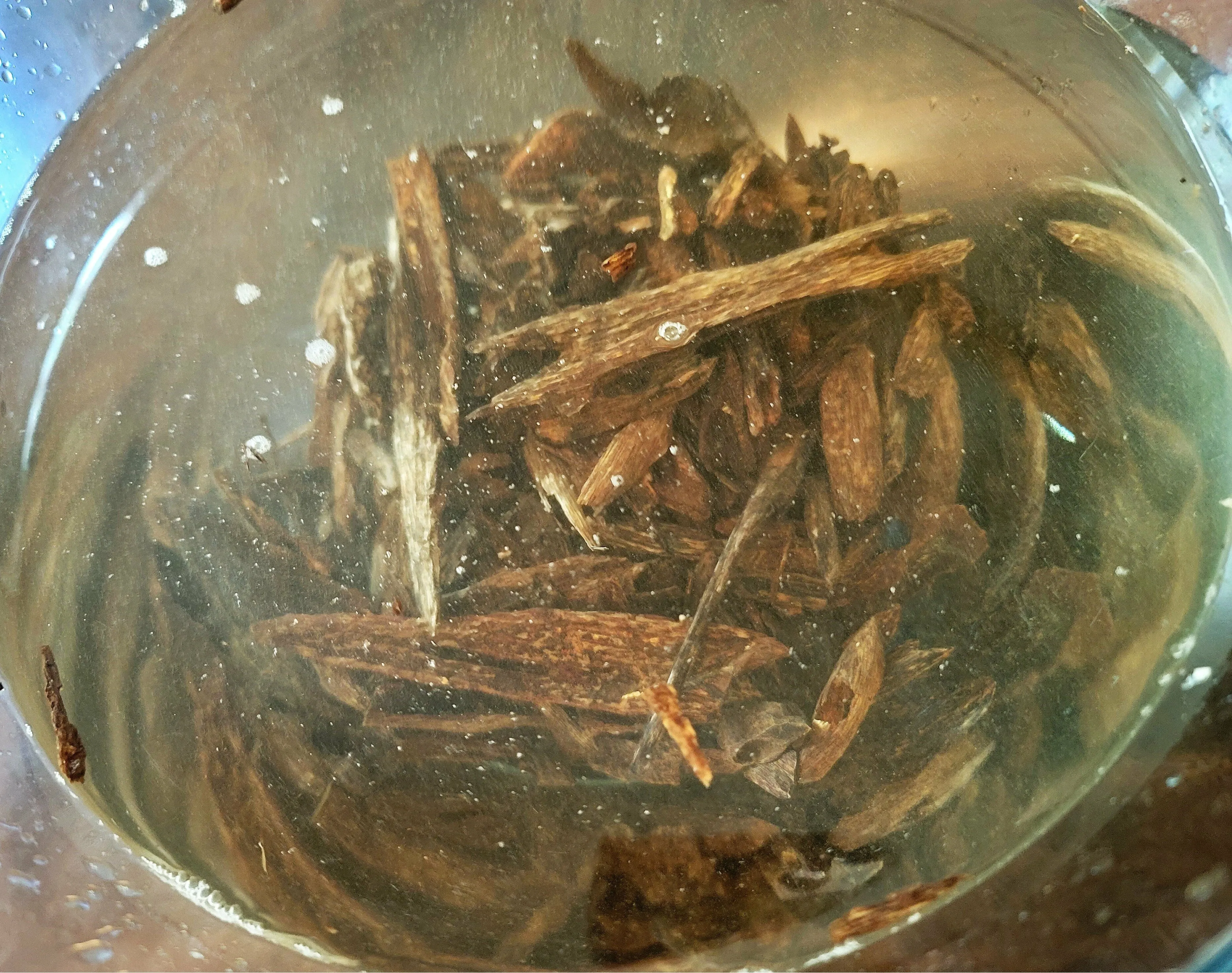 100 years old wild, triple King, sinking Brunei Sultani select agarwood.