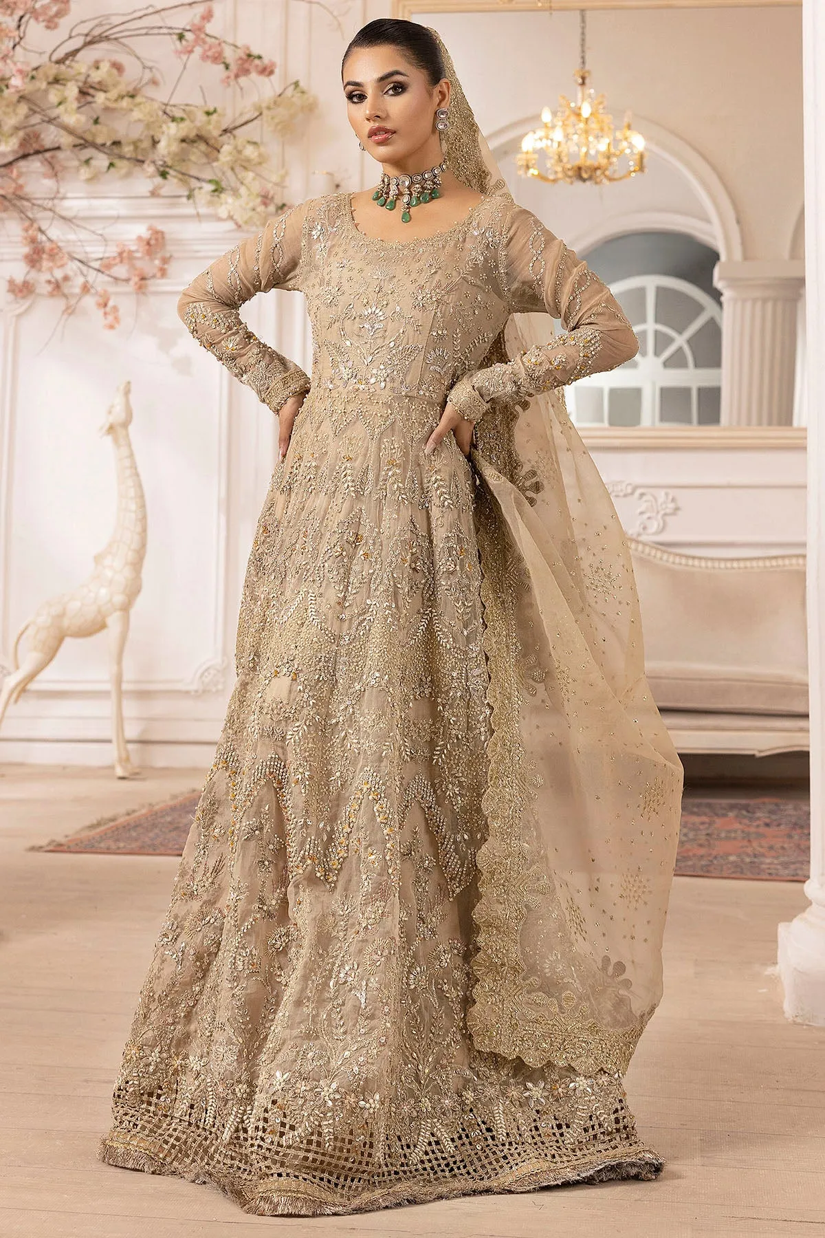 4940-LAIRA EMBROIDERED ORGANZA STITCHED
