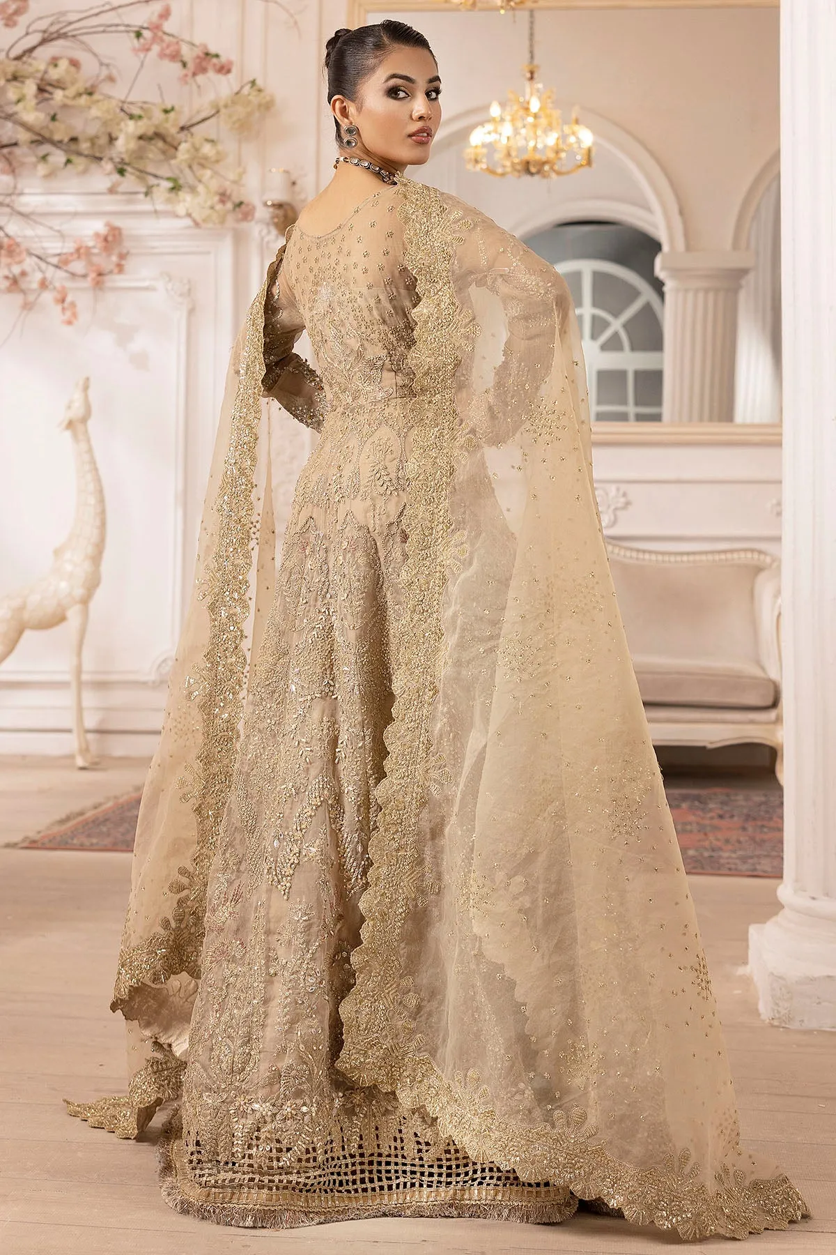 4940-LAIRA EMBROIDERED ORGANZA STITCHED