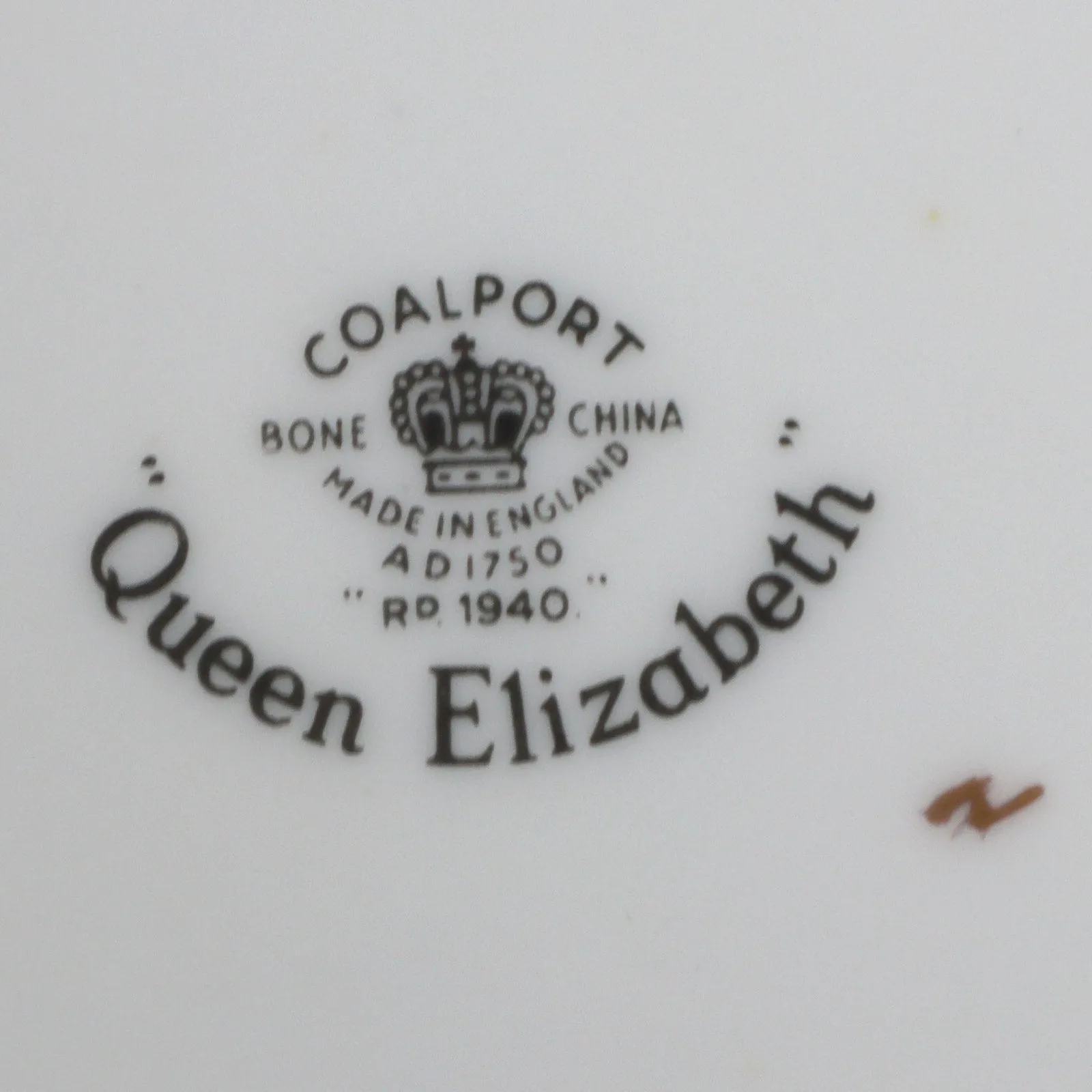 Coalport Queen Elizabeth Ivory 9448 Dinner Plate 10 3/4" Bone China 1940's