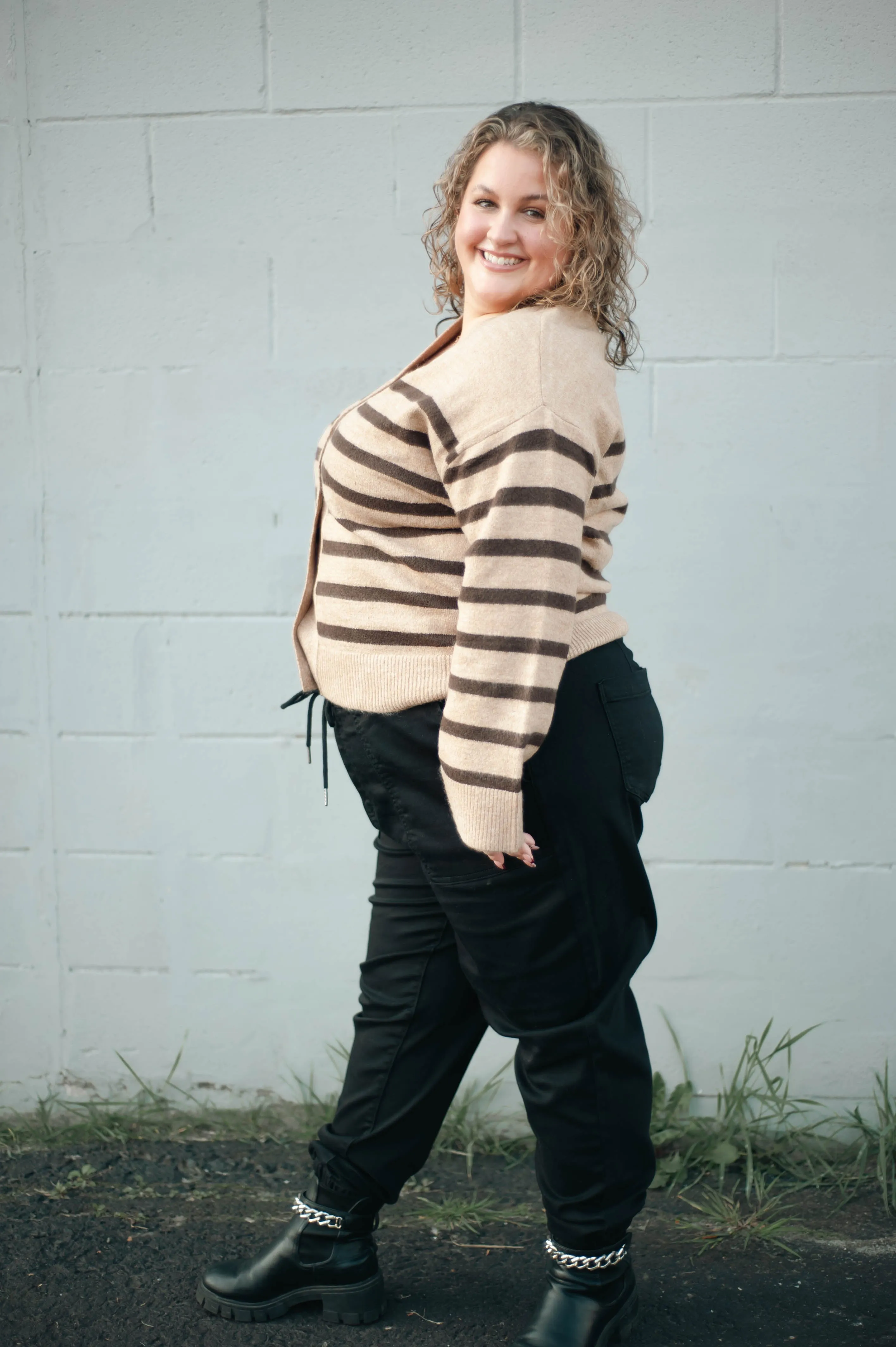 Curvy Tamara Cardigan